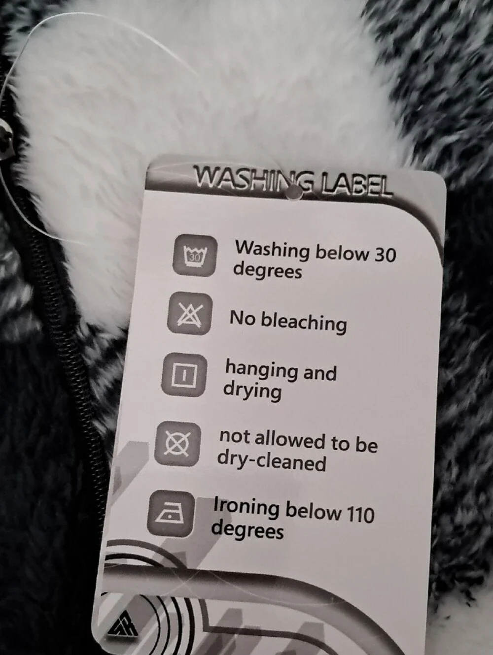 Girls Size 10 Black & White Check Plush Hoodie - Unbranded